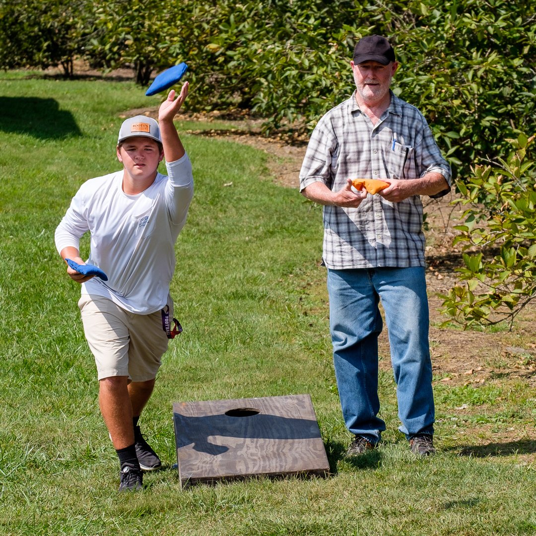 cornhole17092777.jpg