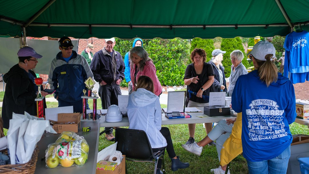 artsctragpagm230932.jpg